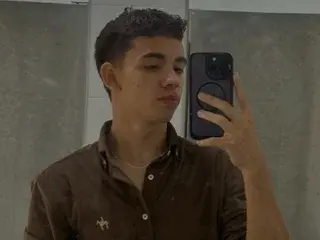 Streamate Sex Chat of Alanponds