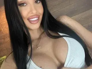 Streamate Best Webcam of KairaAndrews