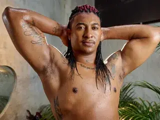 Streamate Free Porn Cam of LeoCooper