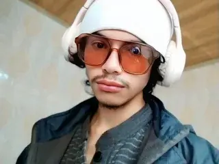 Streamate Private Sex Chat of Frankie_Lm