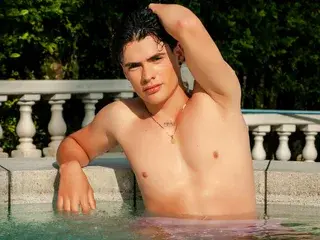 Streamate Adult Webcam of BenitoSaenz