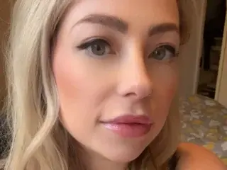 Streamate Watch Live Sex Cams of FrankiiRayeXXXX