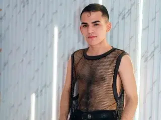 Streamate Nude Webcam of Alessandro_Villorina