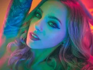 Streamate Free Live Porn of AstridLuxe