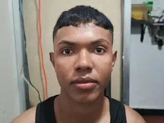 Streamate Nude Webcam of lonjitas_twink_hot