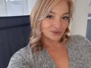 Streamate Adult Webcam of queenfeetMaria