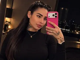 Streamate Free Live Porn of EmiliMontero