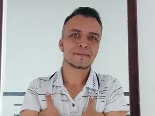 Streamate Watch Live Sex Cams of Men40