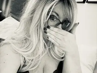 Streamate Adult Webcams of BlondeBridgetx