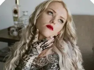 Streamate Live Sex Cam of BlondeScarlettx