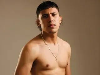 Streamate Nude Webcam of Robisson_Zaack