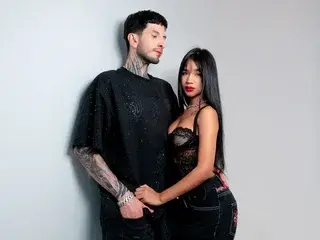 Streamate Free Porn Cam of AuroraHands
