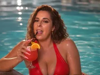 Streamate Watch Live Sex Cams of KarinaNoir