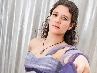 Streamate Live Porn of SereneLorens