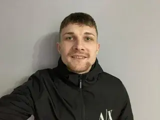 Streamate Free Live Porn of HARRY28