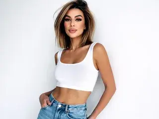 Streamate Sex Cam of AnayseMaze