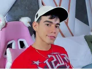 Streamate Live Sex of alejo_karte18