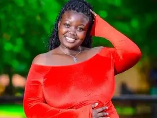 Streamate Watch Live Sex Cams of Alyababy