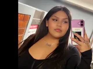 Streamate Adult Video Chat of RoxyLuxeCruz