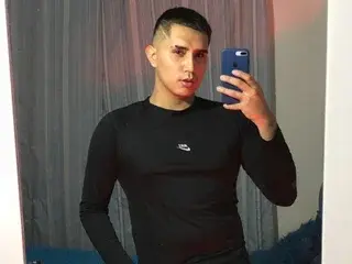 Streamate Adult Webcams of EthanBorghese