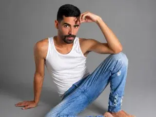 Streamate Nude Webcam of AndresE