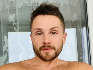Streamate Nude Webcam of MartinBrandon25