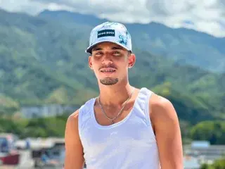 Streamate Private Sex Chat of DrakeFoxx