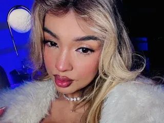 Streamate Free Live Porn of Melissakovalenko