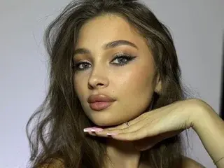 Streamate Live Porn of MilaLick