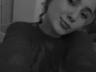 Streamate Nude Webcam of HollyJhonson