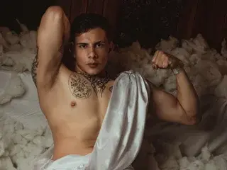 Streamate Sex Chat of Dustin_Sonne
