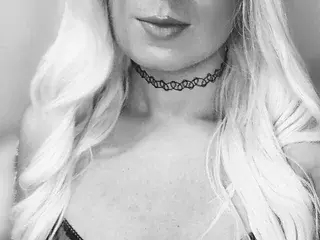Streamate Watch Live Sex Cams of AvaRosee21