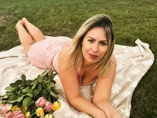 Streamate Best live sex cam show of CARRMIYNA