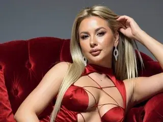 Streamate Live Sex of BriannaSpicee