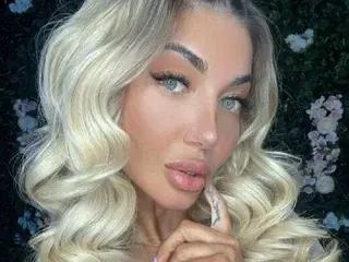 Streamate Best Webcam of EllsaSin