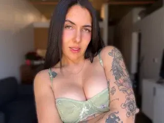 Streamate Live Porn of LolaDeLux