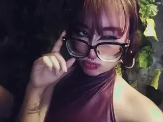 Streamate Live Porn of Mavis18