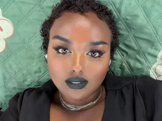 Streamate Free Live Porn of SiminFox18