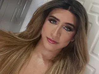 Streamate Nude Webcam of Laura_Cramz