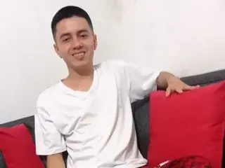 Streamate Free Live Porn of AndresAlameda