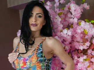 Streamate Sex Cam of RaisaVawn