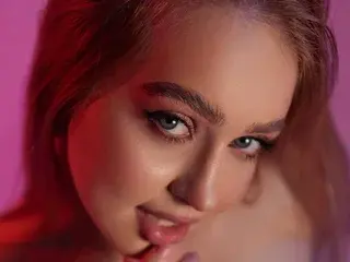 Streamate Sex Cam of ElyssawetXX