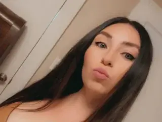 Streamate Live Porn of MilfyLucy91