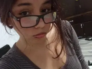 Streamate Live Sex Cam of AllicePetit