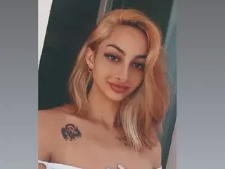 Streamate Adult Webcam of MadisonSin