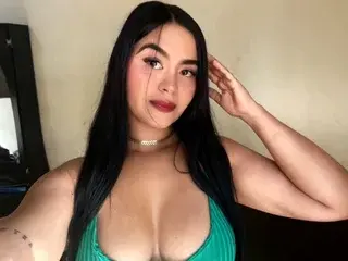 Streamate Live Porn of SaraLovett