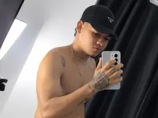 Streamate Free Porn Cam of bick_jhonn