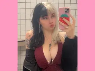 Streamate Free Live Porn of Angelina_Glass