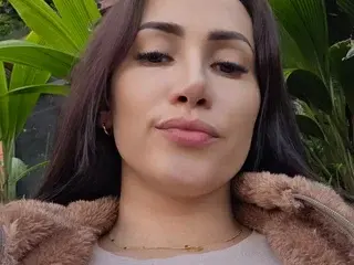 Streamate Sex Cam of AmeliaBosch