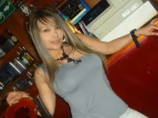 Streamate Free Porn Cam of beautiful_Pariss